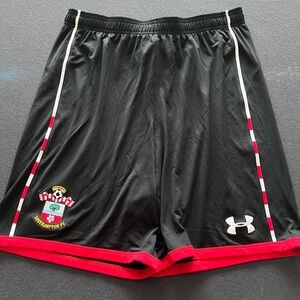 Under Armour Black Athletic Shorts Southampton Football club size XL #A-8